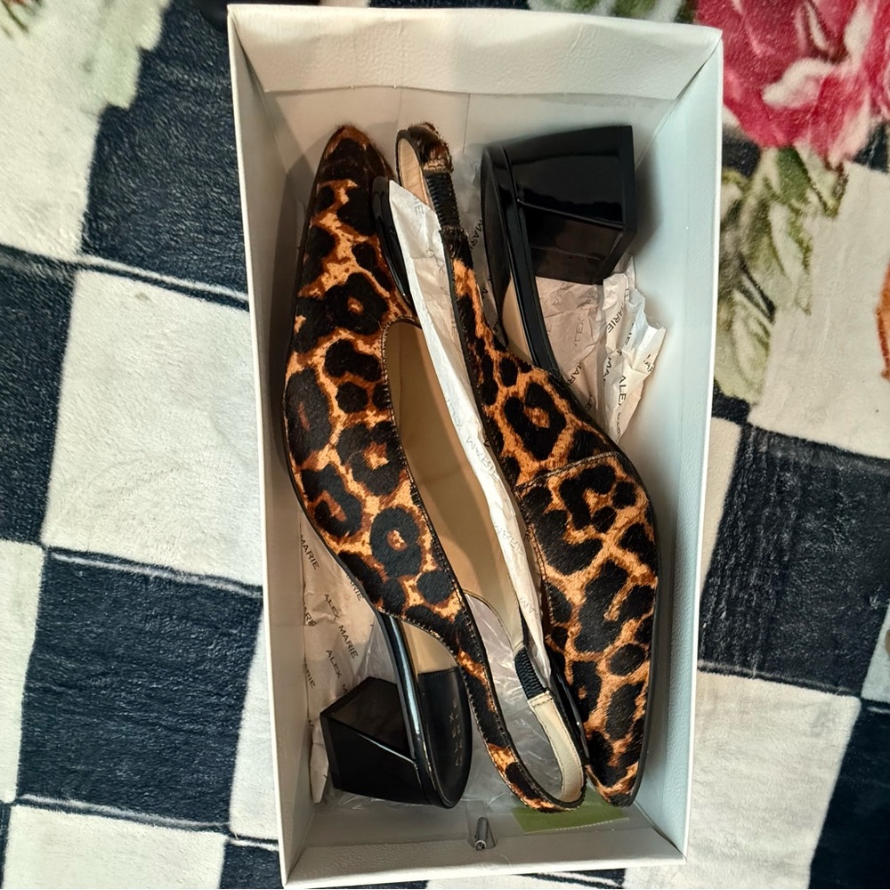 Leopard Print Slingback Mules in Brown